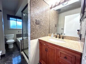 840 Campion Ln in Florissant, MO - Building Photo - Building Photo