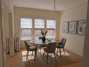 729 Hinman Ave in Evanston, IL - Building Photo - Building Photo