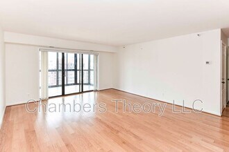 1600 N Oak St in Arlington, VA - Building Photo - Building Photo