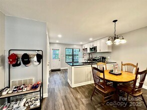 392 Tall Oaks Trail in Fort Mill, SC - Building Photo - Building Photo