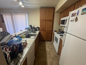 866 Claytor Square in Blacksburg, VA - Building Photo - Building Photo