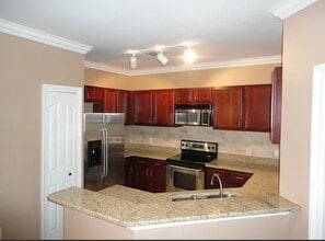 2941 Shadow View Cir in Maitland, FL - Building Photo - Building Photo