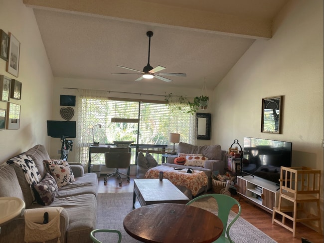 15 Kulanihakoi St, Unit 17G in Kihei, HI - Building Photo - Building Photo