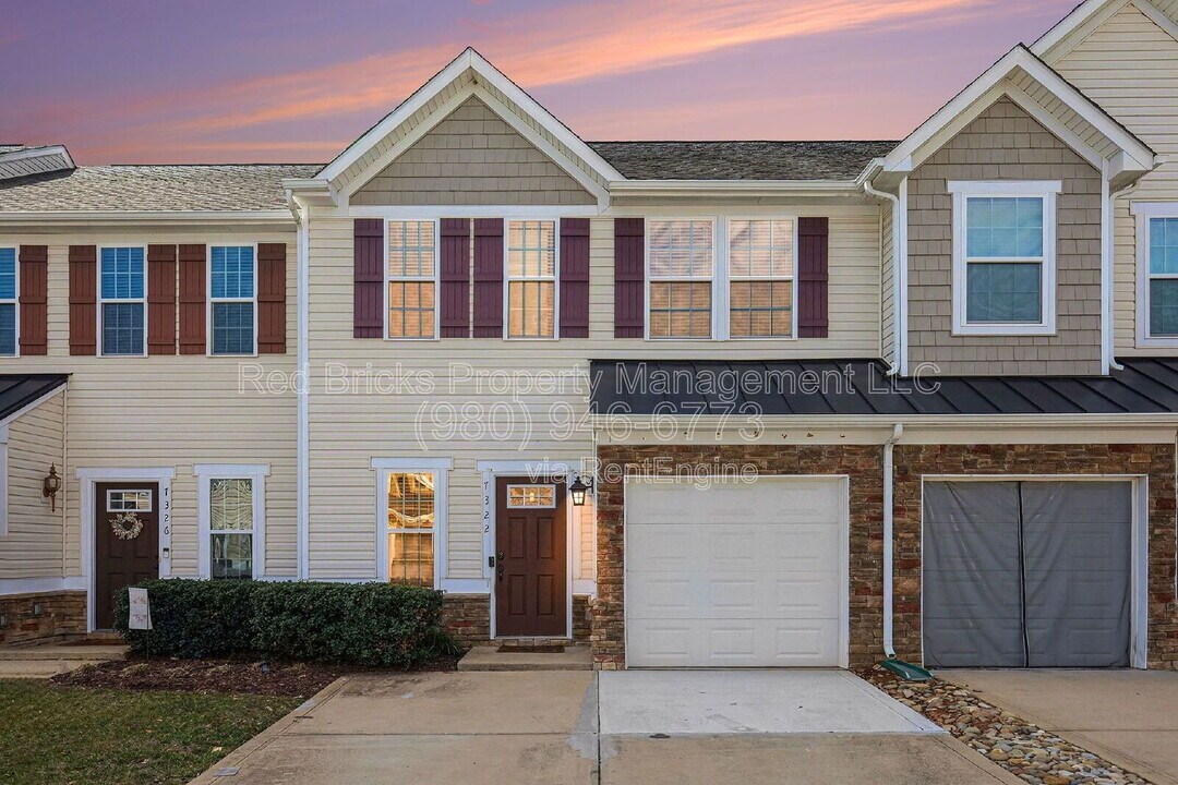 7322 Copper Beech Trce in Charlotte, NC - Building Photo