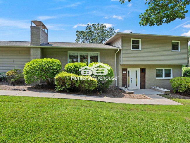 property at 245 Enwood Dr
