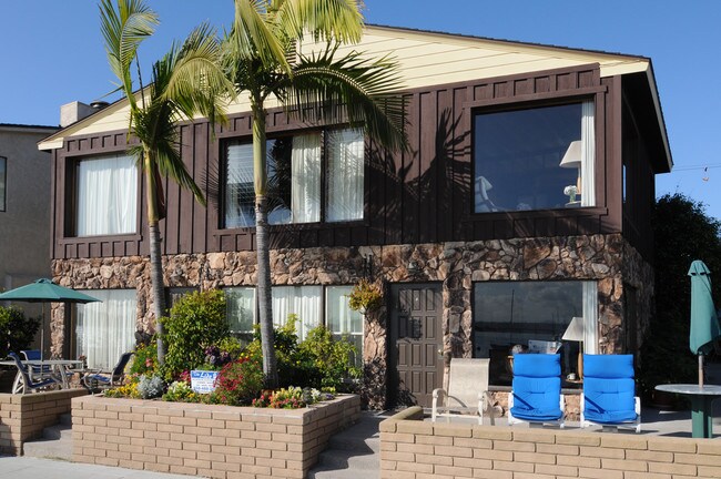 3422 Bayside Walk in San Diego, CA - Foto de edificio - Building Photo