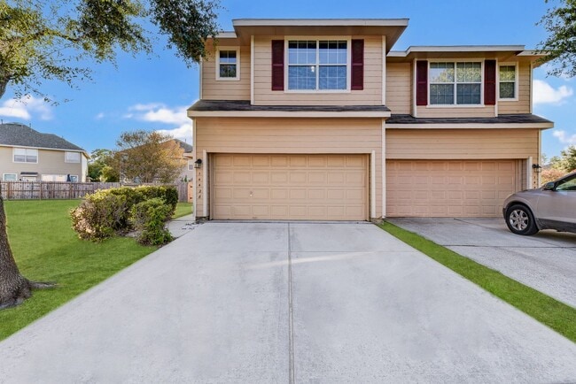 property at 14426 Mooreview Ln