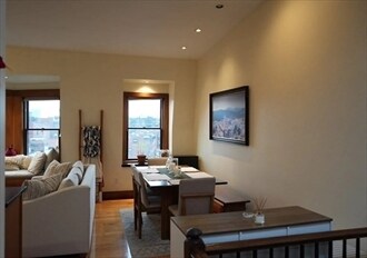 11 Milford St, Unit 4 in Boston, MA - Building Photo - Building Photo