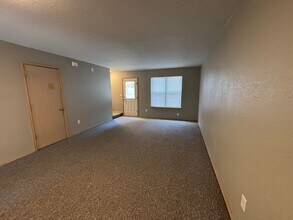 1366 E Sequoyah Ct in Fayetteville, AR - Building Photo - Building Photo
