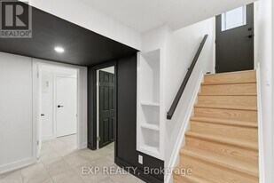 111 Riverside Dr N in Oshawa, ON - Building Photo