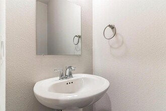 131 Peruna Dr in Marble Falls, TX - Building Photo - Building Photo