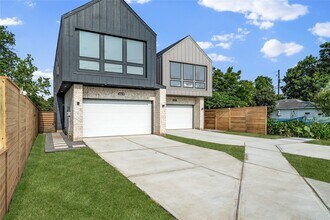 4110 Cortlandt St in Houston, TX - Building Photo - Building Photo