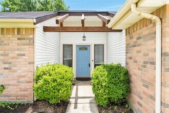 2507 Harvest Cove in Friendswood, TX - Building Photo - Building Photo