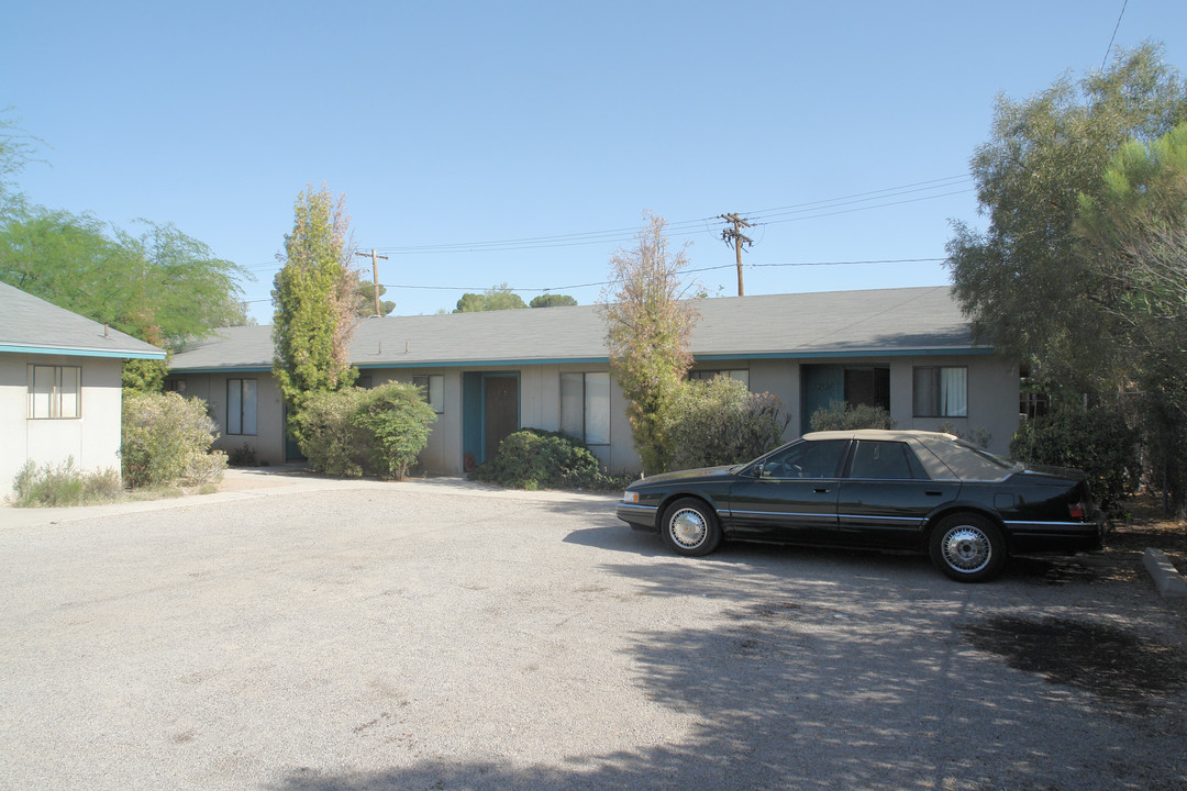 2520-2526 E Glenn St in Tucson, AZ - Building Photo