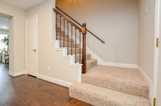 2019 Briarlee Dr in Houston, TX - Building Photo - Building Photo