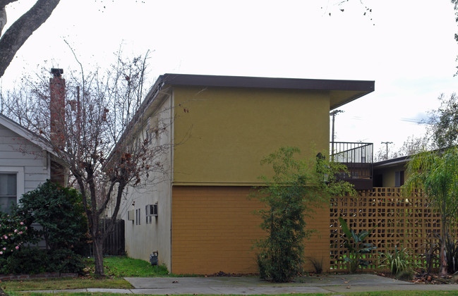 2512 V St in Sacramento, CA - Building Photo - Building Photo