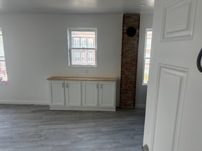 2131 Williams Ave in Cincinnati, OH - Building Photo - Building Photo