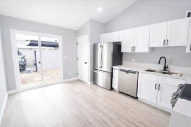 property at 5960 W Oregon Ave