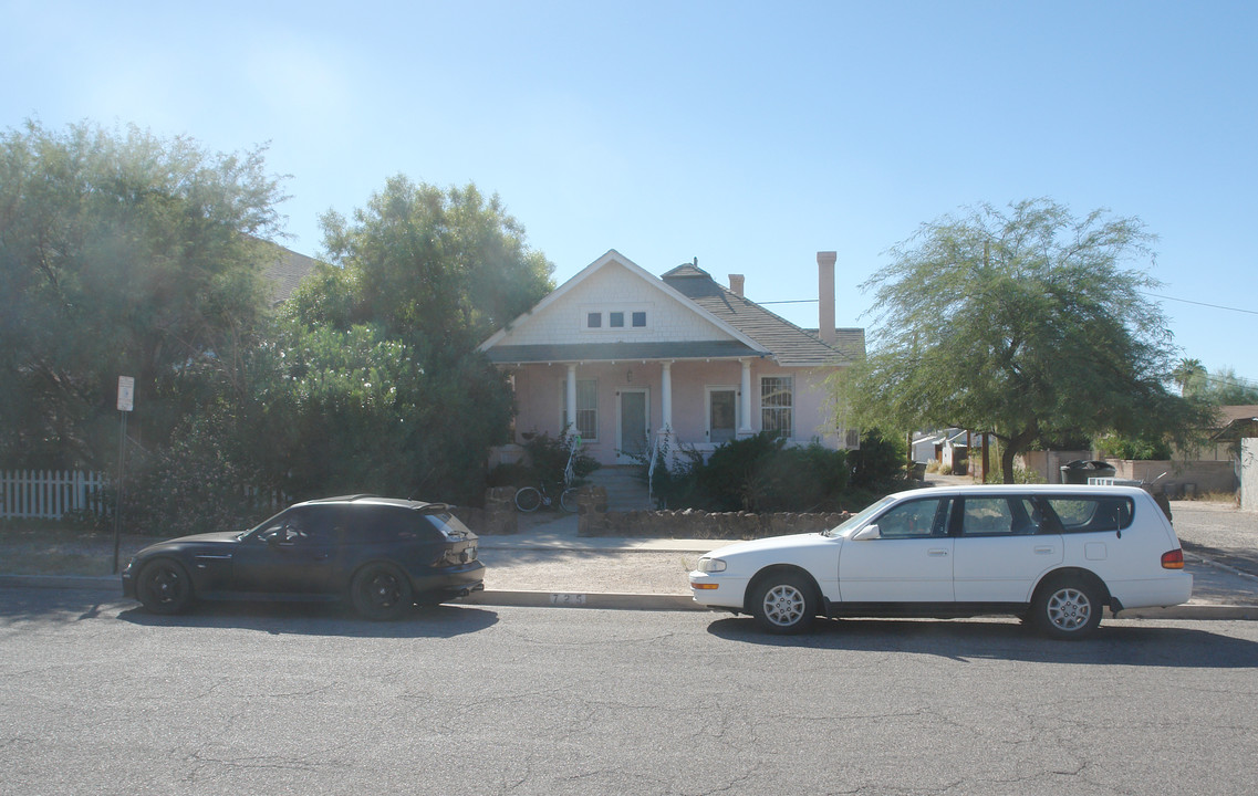 725 N 2nd Ave in Tucson, AZ - Foto de edificio