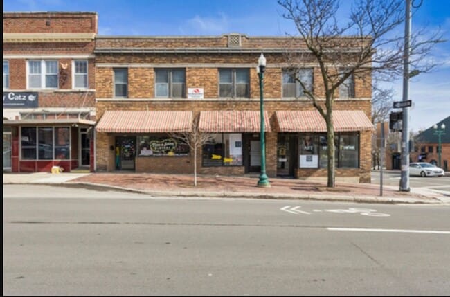 property at 2 N Huron St