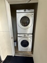 5130 Las Verdes Cir in Delray Beach, FL - Building Photo - Building Photo