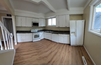 2602 12th Ave NW in Rochester, MN - Building Photo - Building Photo