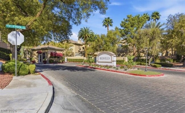 property at 1613 Cardinal Bluff Dr