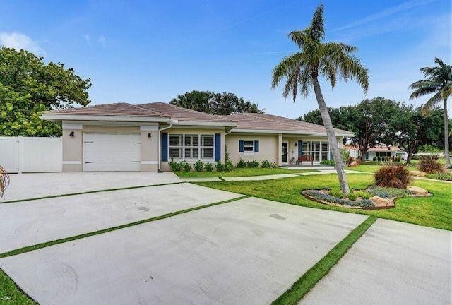 2622 NE 27th Ave in Lighthouse Point, FL - Building Photo - Building Photo