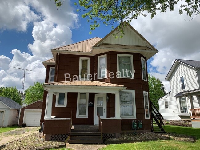 property at 415 Woodland Ave