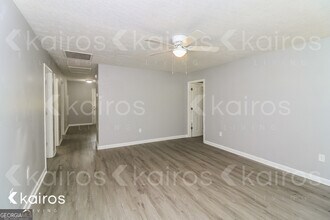 300 Beaver Pointe Dr in Winterville, GA - Building Photo - Building Photo