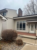 1671 Pleasant Vw Dr in North Mankato, MN - Building Photo