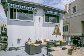 1538 Loma Dr in Hermosa Beach, CA - Building Photo - Building Photo