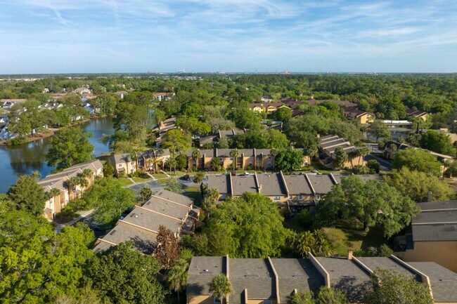 Apartments for rent in Regency, FL