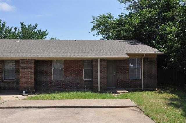 property at 2032 Oakwood Ct