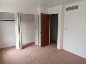 16 Gray Plz in Mechanicsburg, PA - Building Photo - Building Photo