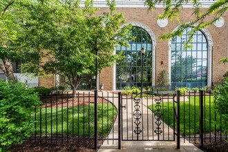 4901 Washington Blvd, Unit 3A in St. Louis, MO - Building Photo - Building Photo
