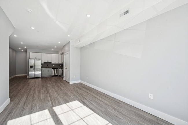 707 W Cumberland St, Unit C in Philadelphia, PA - Building Photo - Building Photo