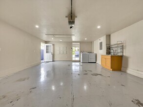 36444 Peugeot Pl in Newark, CA - Building Photo - Building Photo