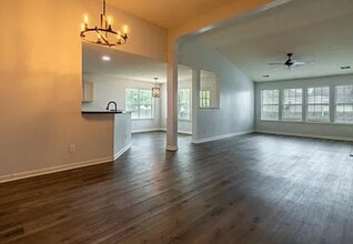 112 Edgecliff Way in Columbia, SC - Building Photo - Building Photo