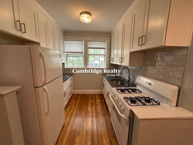 5 Ellery Pl, Unit 41T