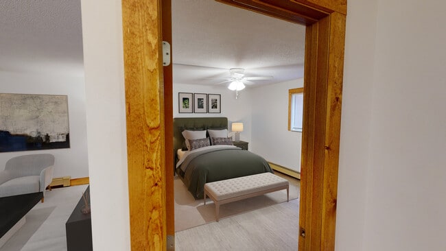 115 W Lawrence Ave, Unit C