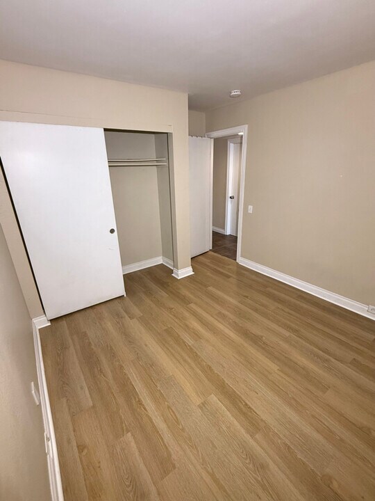 9645 St George St in Spring Valley, CA - Foto de edificio