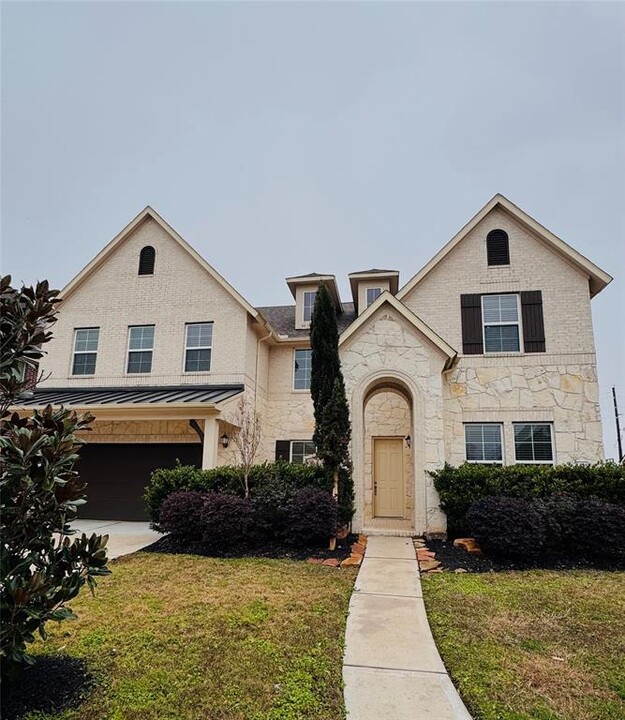 4438 Rolling Field Ln in Sugar Land, TX - Building Photo