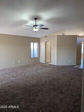 534 W Bluefield Ave in Phoenix, AZ - Foto de edificio - Building Photo