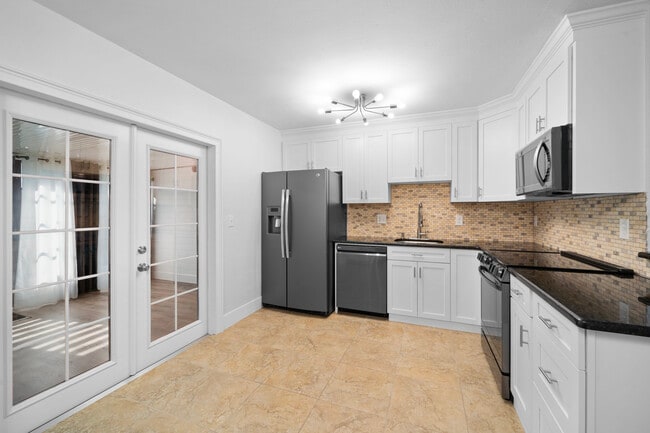 property at 11816 Cypress Hill Cir