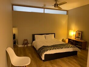 5125 Harold Way, Unit 202 in Los Angeles, CA - Foto de edificio - Building Photo