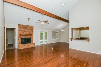 1307 Brookfield Ln in Mansfield, TX - Building Photo - Building Photo
