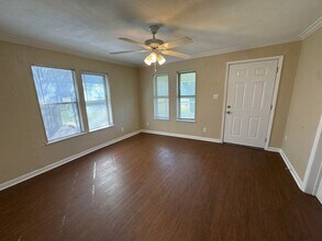 204 Wolfe St in Ponder, TX - Building Photo - Building Photo