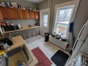 1734 E 5th St in Duluth, MN - Building Photo - Building Photo