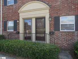 2530 E North St, Unit 4F in Greenville, SC - Building Photo